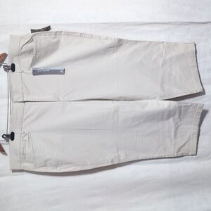 JM Collection Khaki Capri Midrise Elastic Waist Size 24W New with Tags